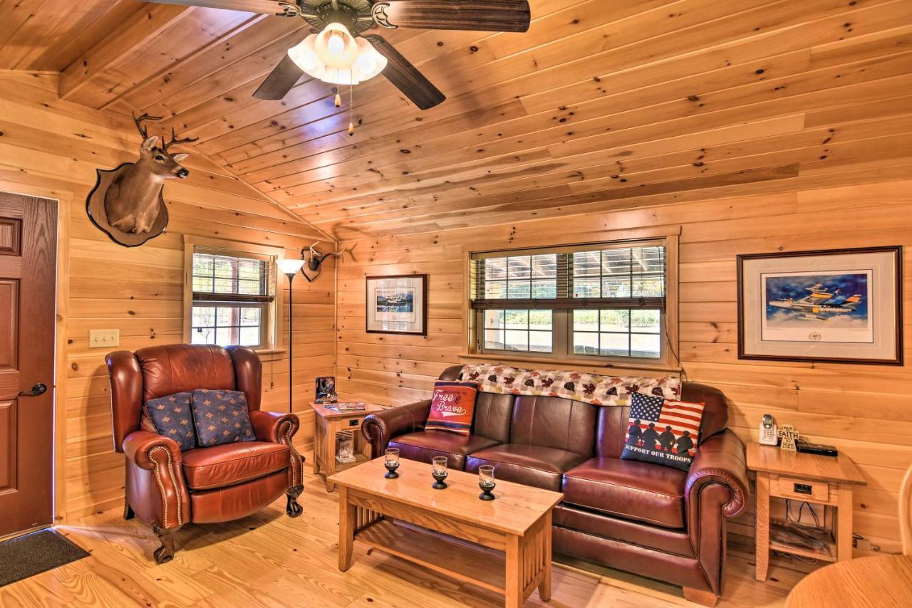 Pet-Friendly Cabin With Fire Pit And River Access! Parsons Екстер'єр фото