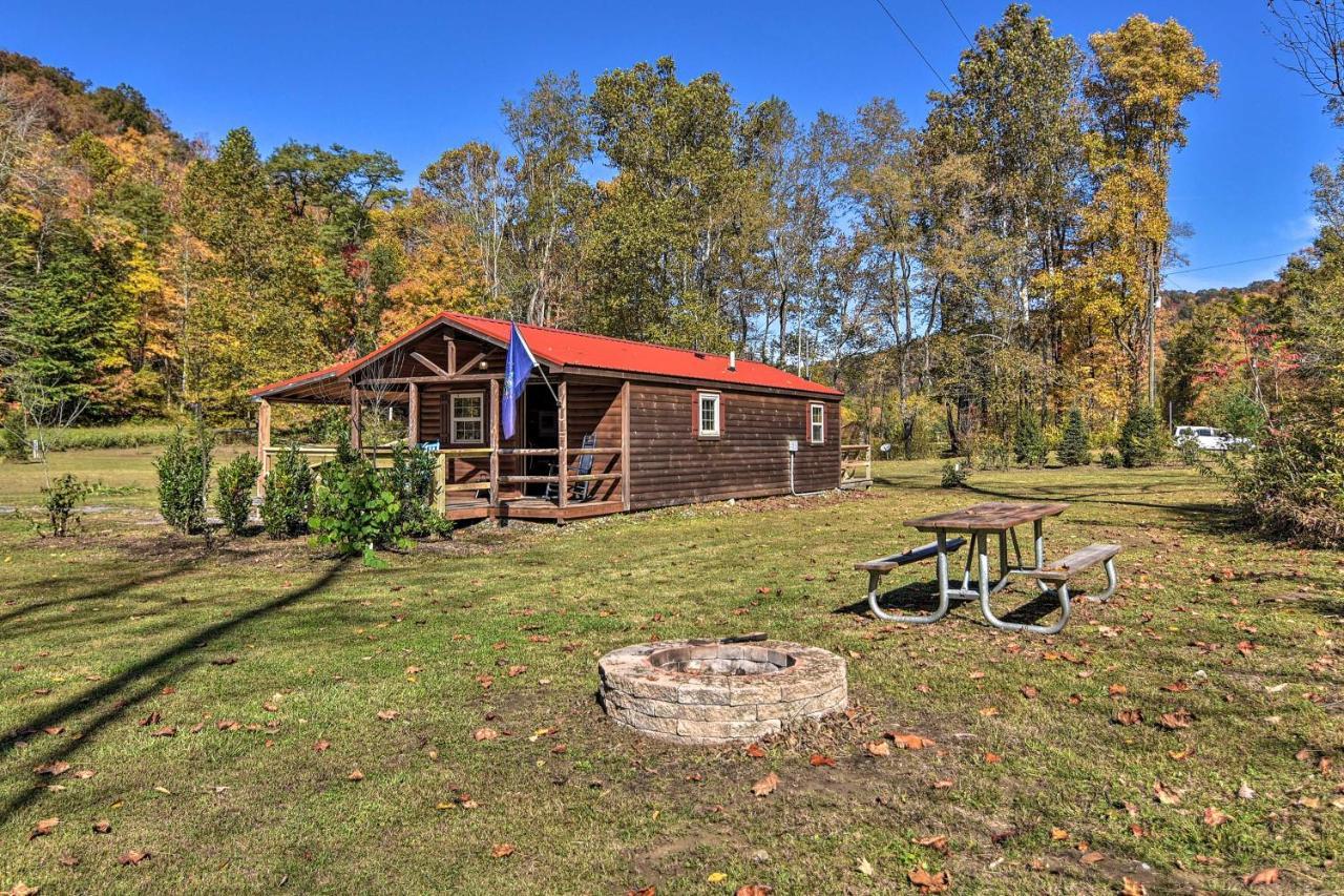 Pet-Friendly Cabin With Fire Pit And River Access! Parsons Екстер'єр фото